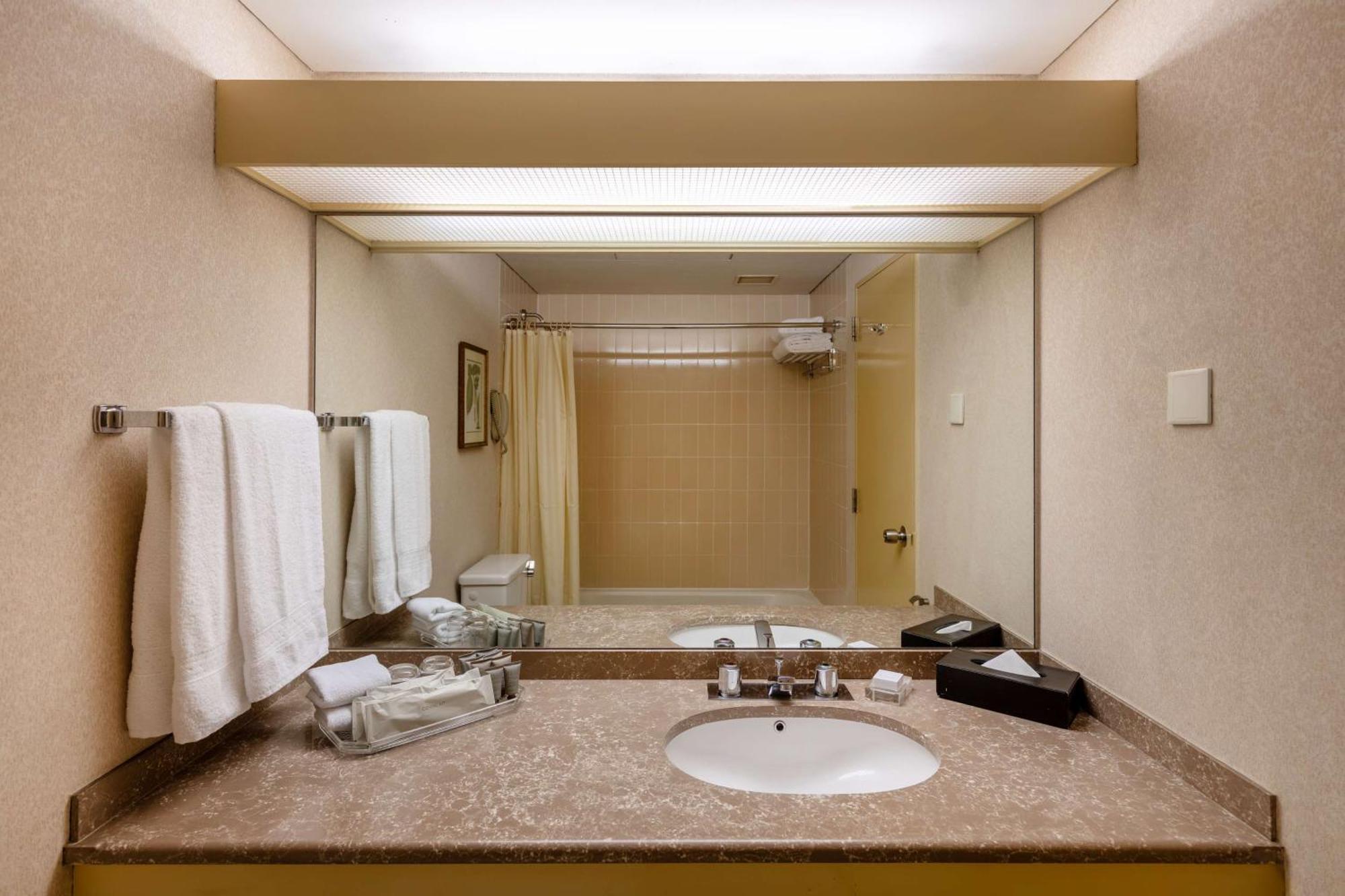 होटल Hilton 5*