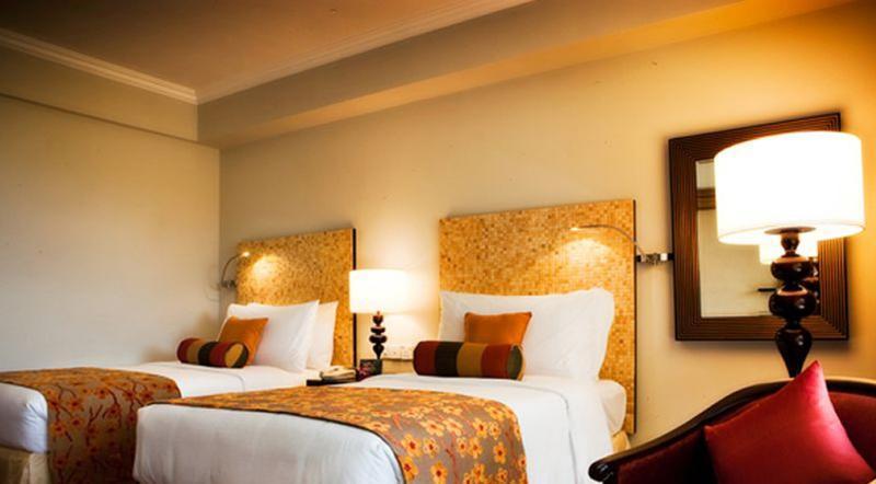 Hilton होटल 5*